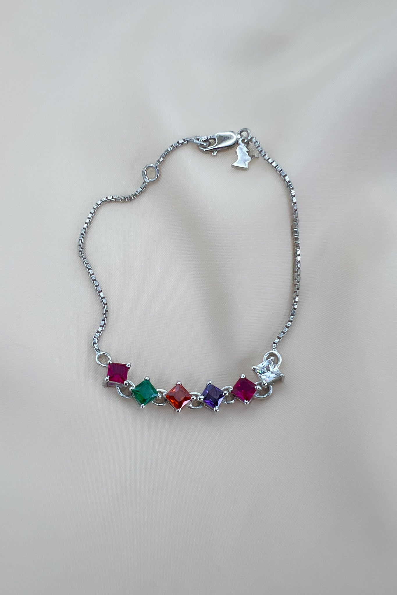 Linked-Love Bracelet - Silver
