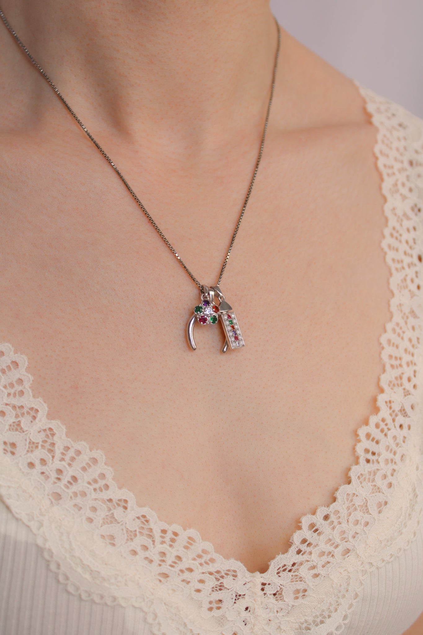 Regard Bloom Pendant - Silver