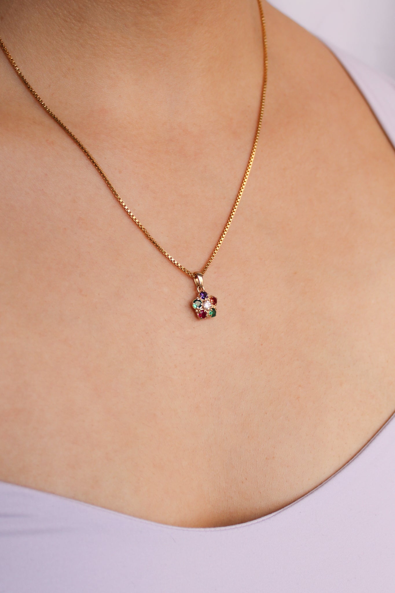 Regard Bloom Pendant - Gold