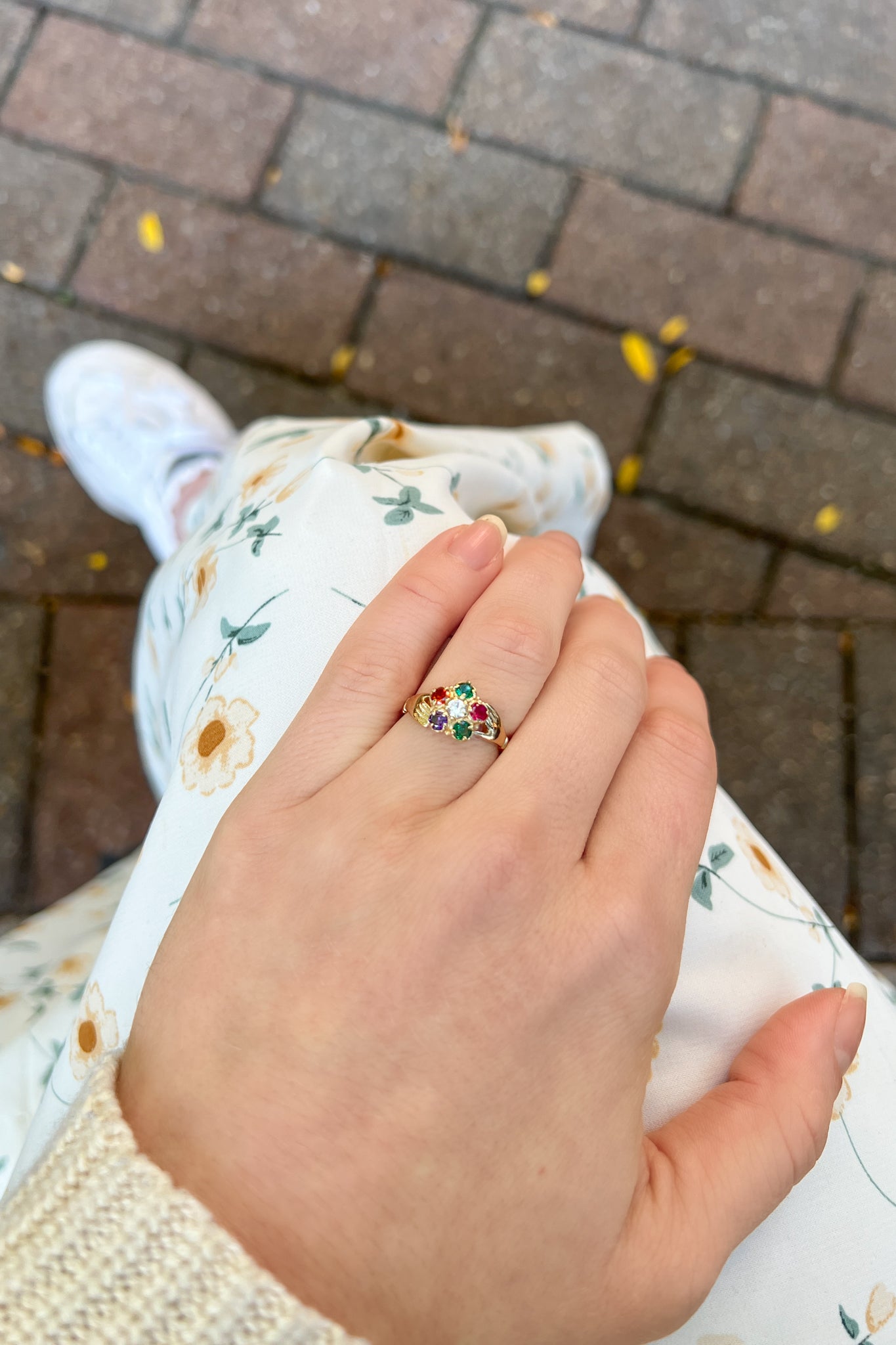 romantic gemstone ring gift gold