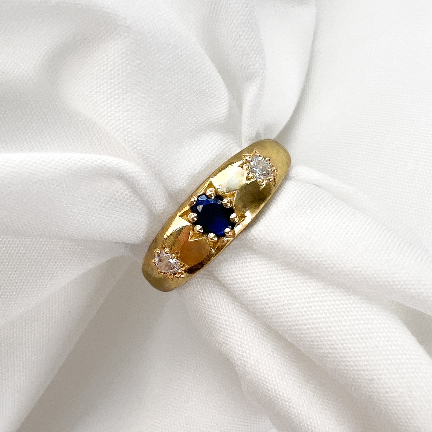 Victorian Roma Ring - Gold