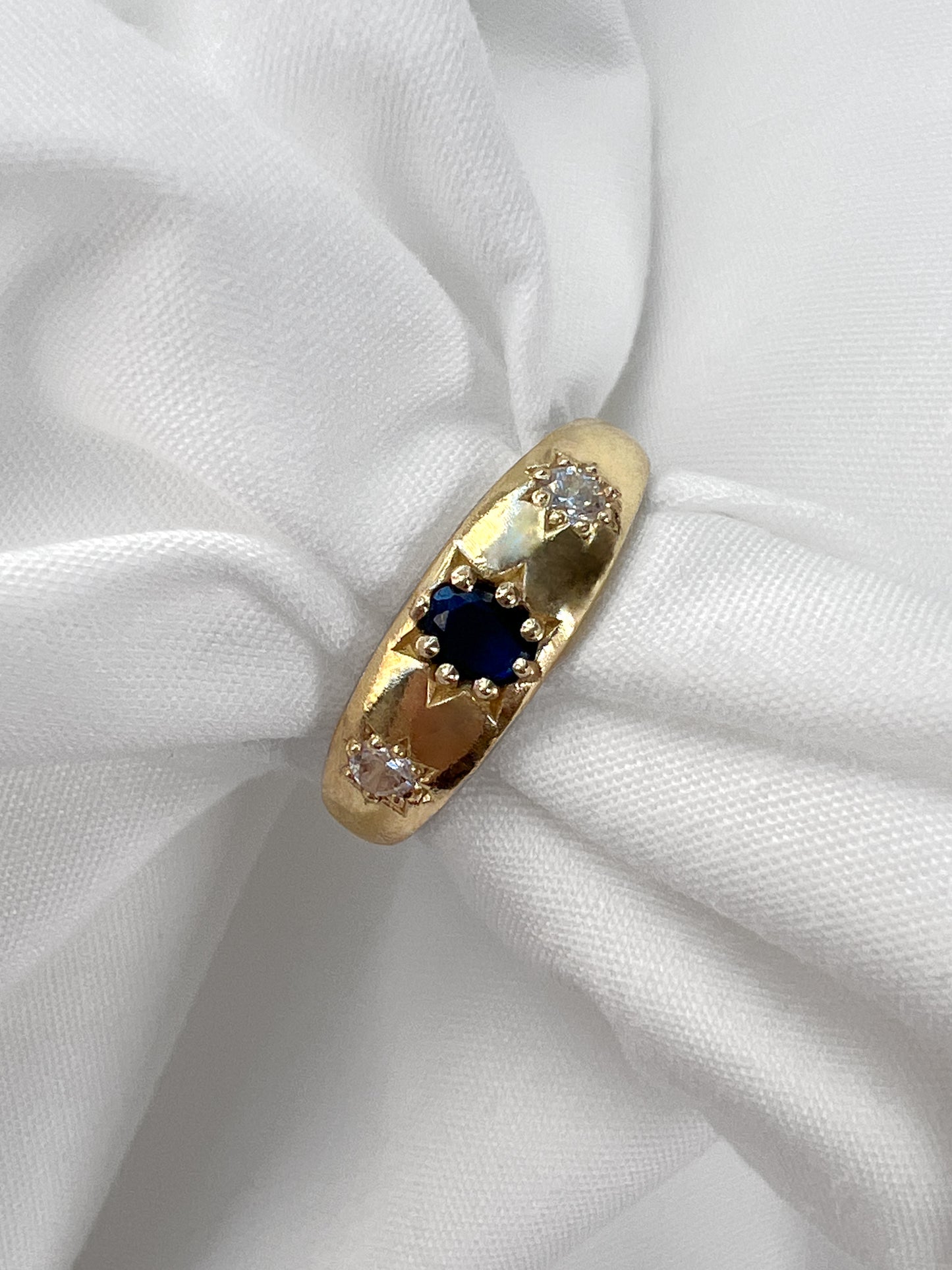 Victorian Roma Ring - Gold