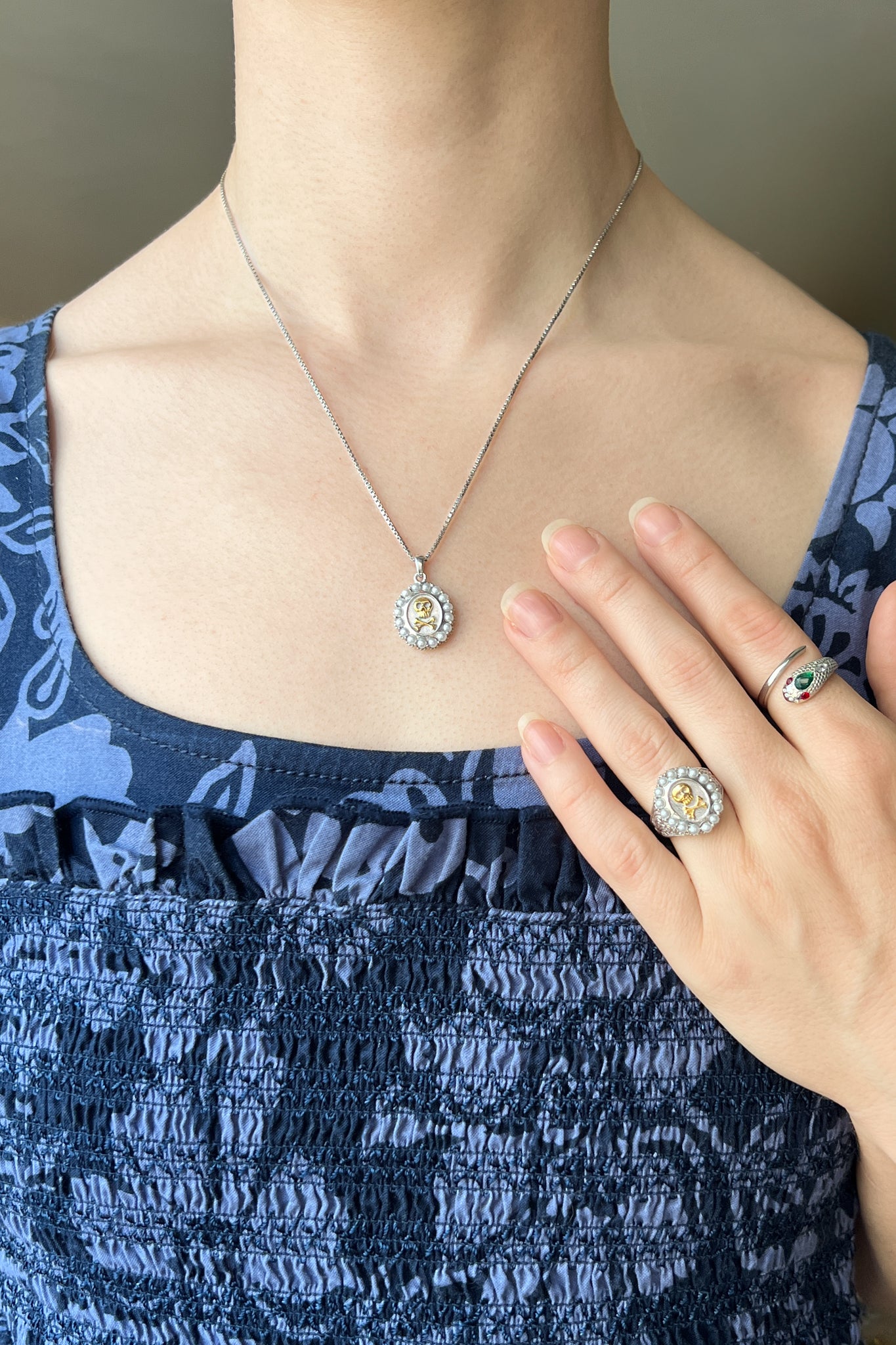 Mourning Memento Necklace - Heirloom Silver