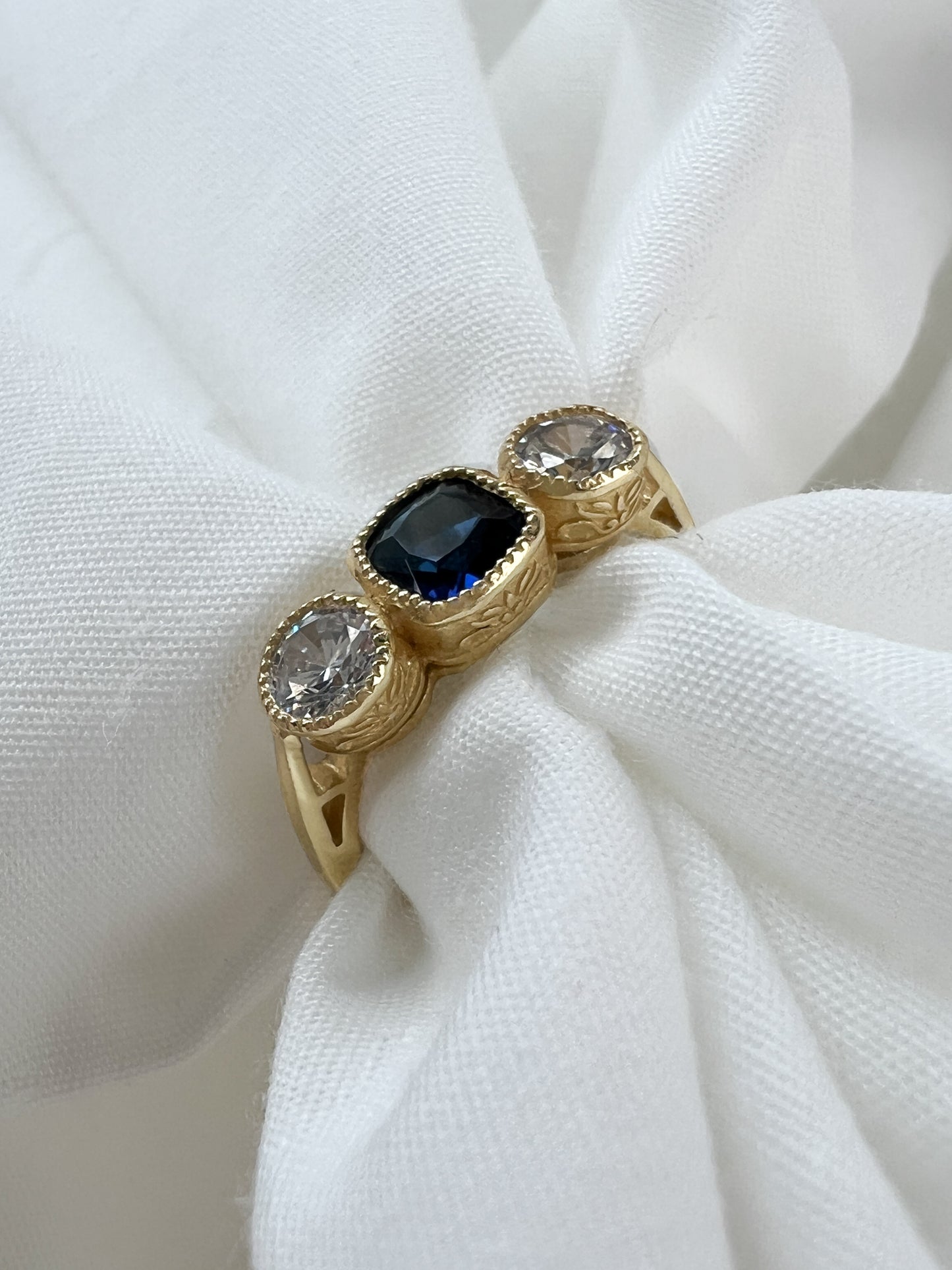 The Edwardian Empress Ring - Gold