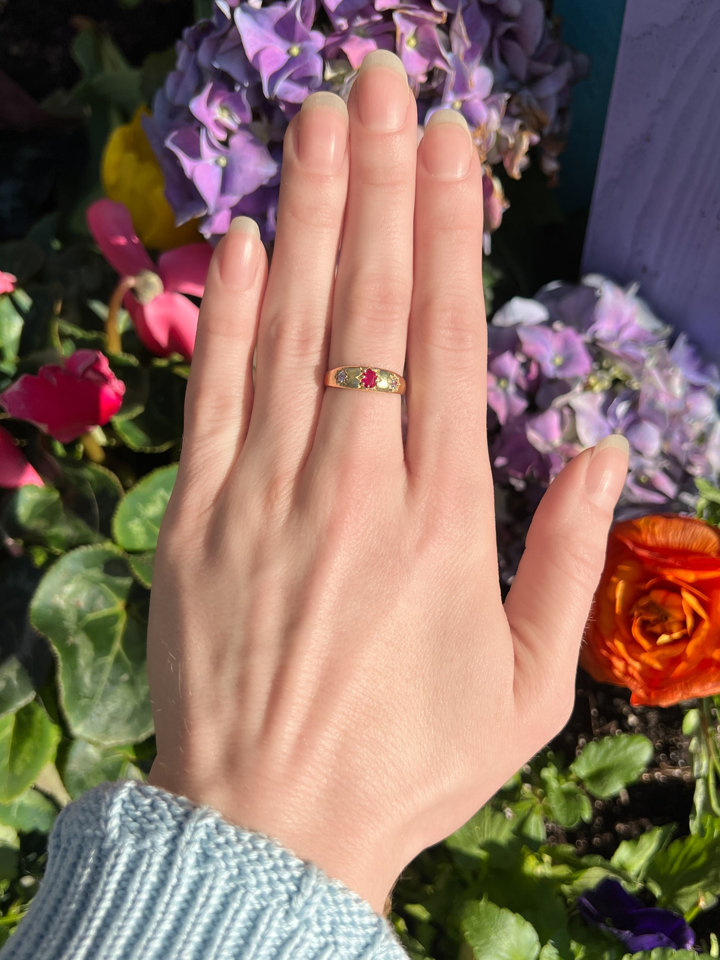 Rose from Roma Ring - Gold