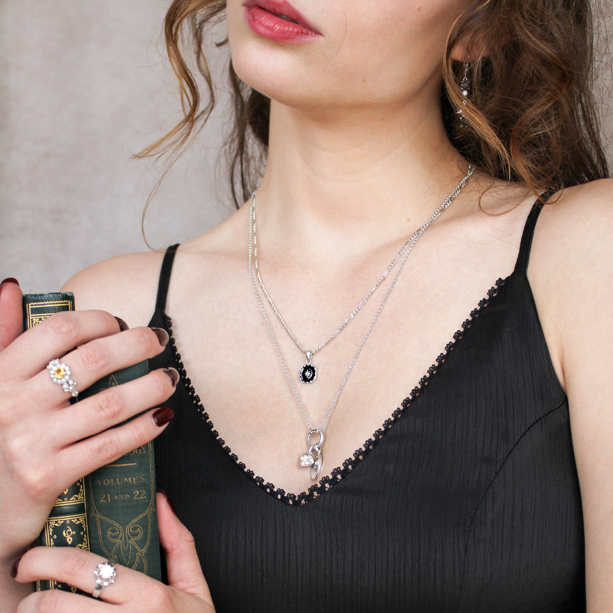 Vanitas Pendant - silver