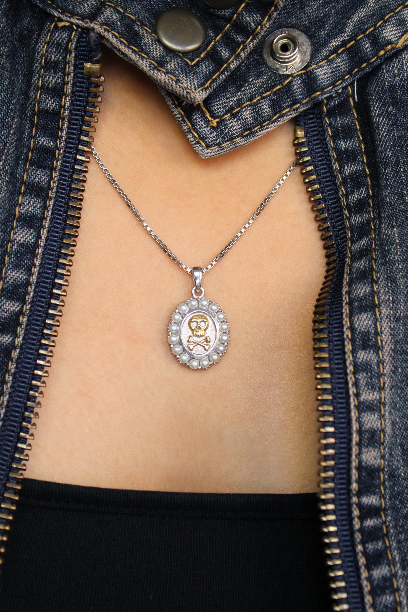 remembrance pendant necklace