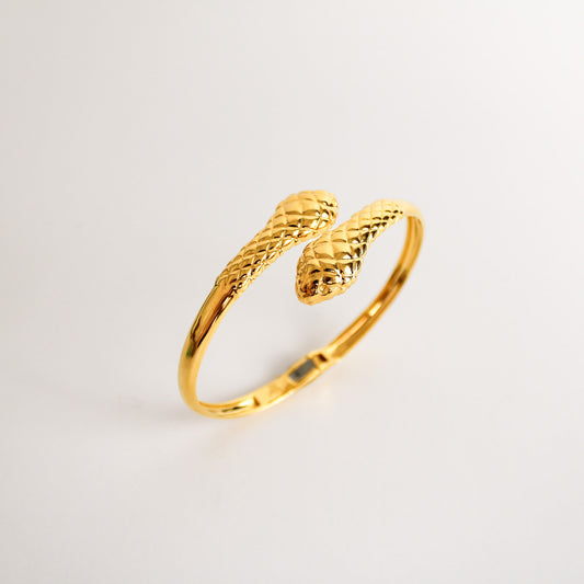 The Serpentine Cuff - Gold