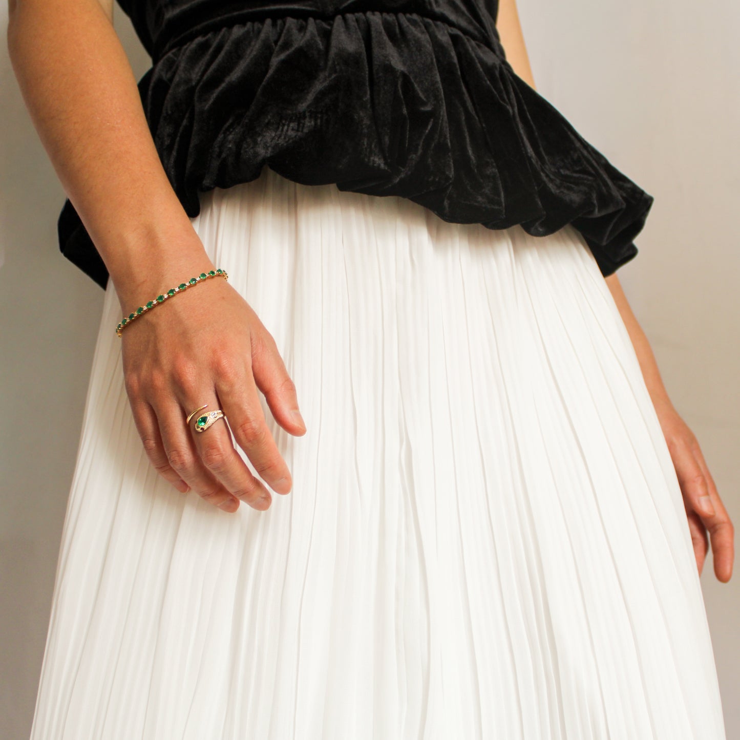Queen Victoria Ring | 14k gold