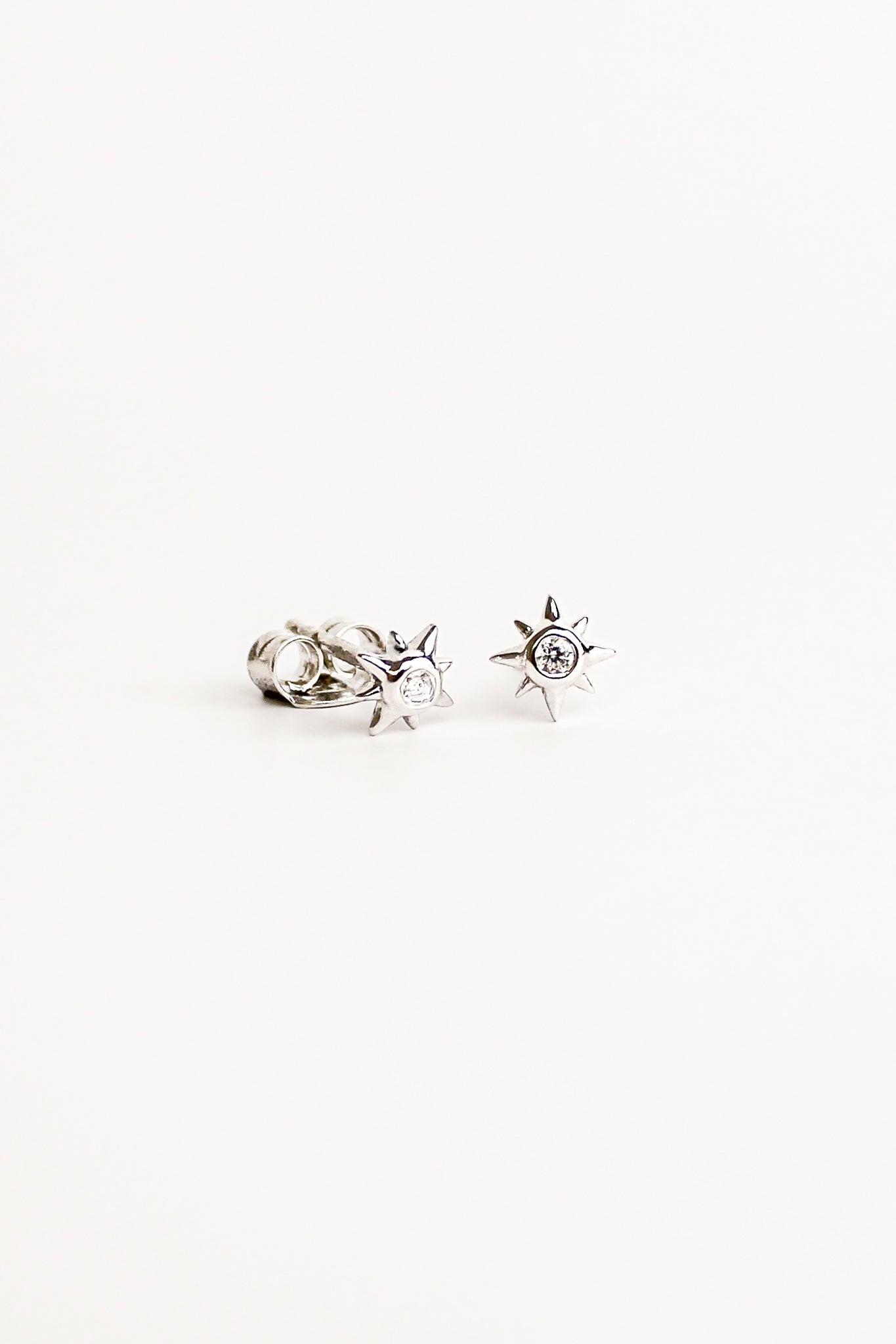 Stella Stud Earrings - silver
