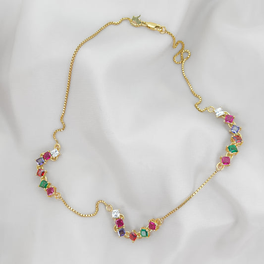 Linked-Love Necklace - Gold