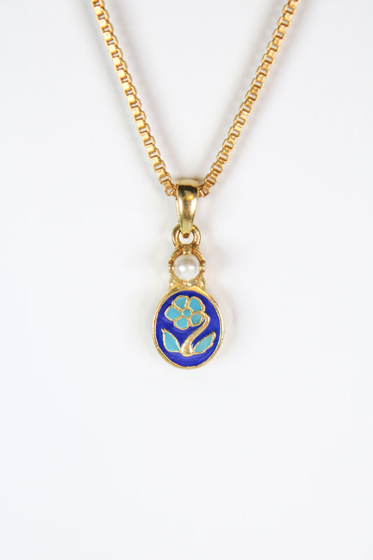 Mourning Bloom Necklace - Gold