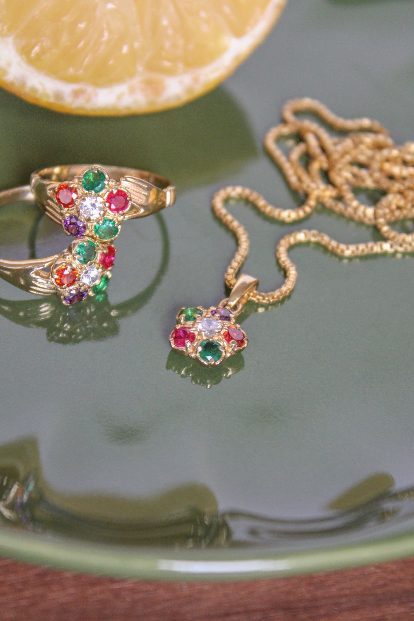 gift floral jewelry pendant