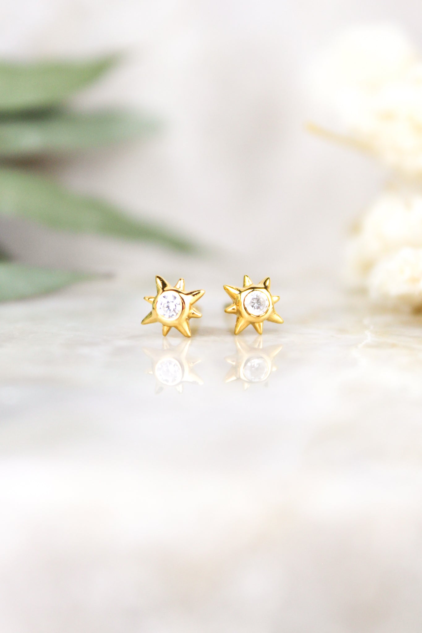Stella Stud Earrings - gold
