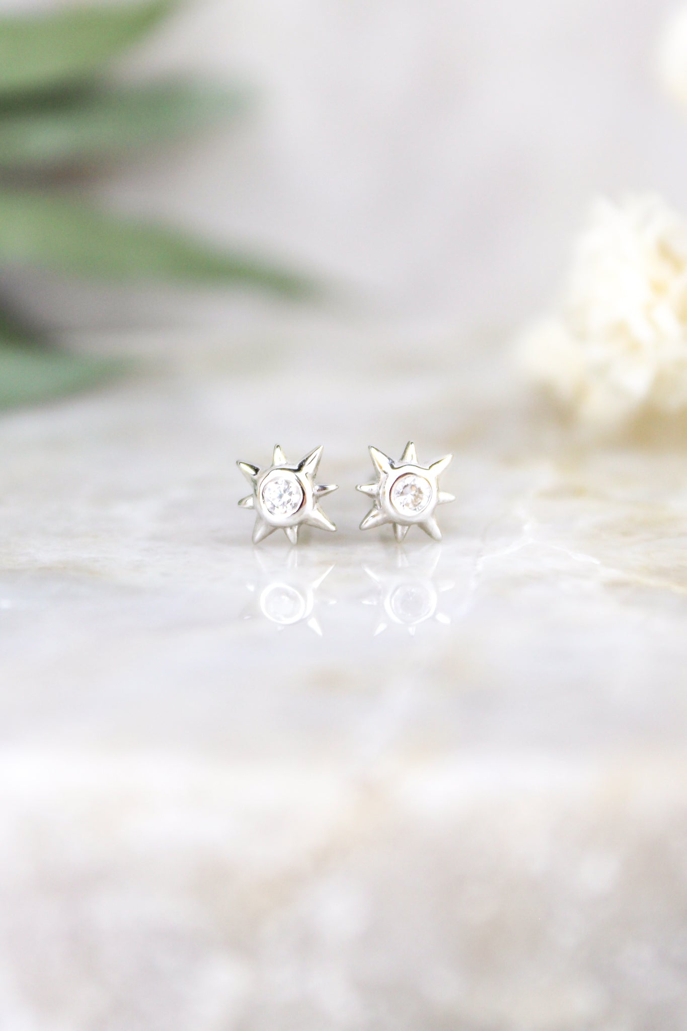 Stella Stud Earrings - silver