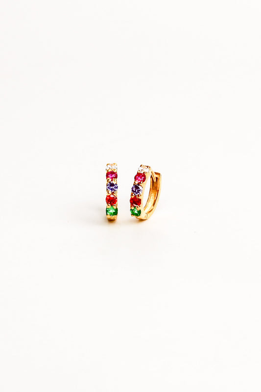 Regard Huggie Earrings - gold