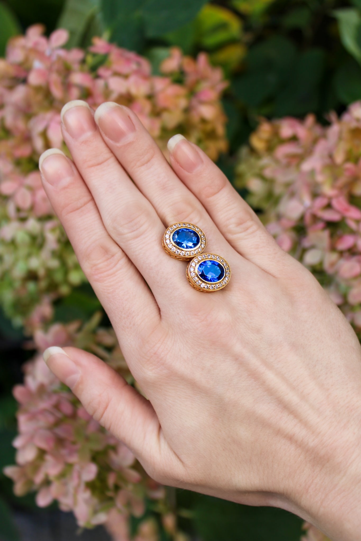 Pair of gold Sovereign Stud Earrings inspired by Diana’s modern grace and timeless sophistication.