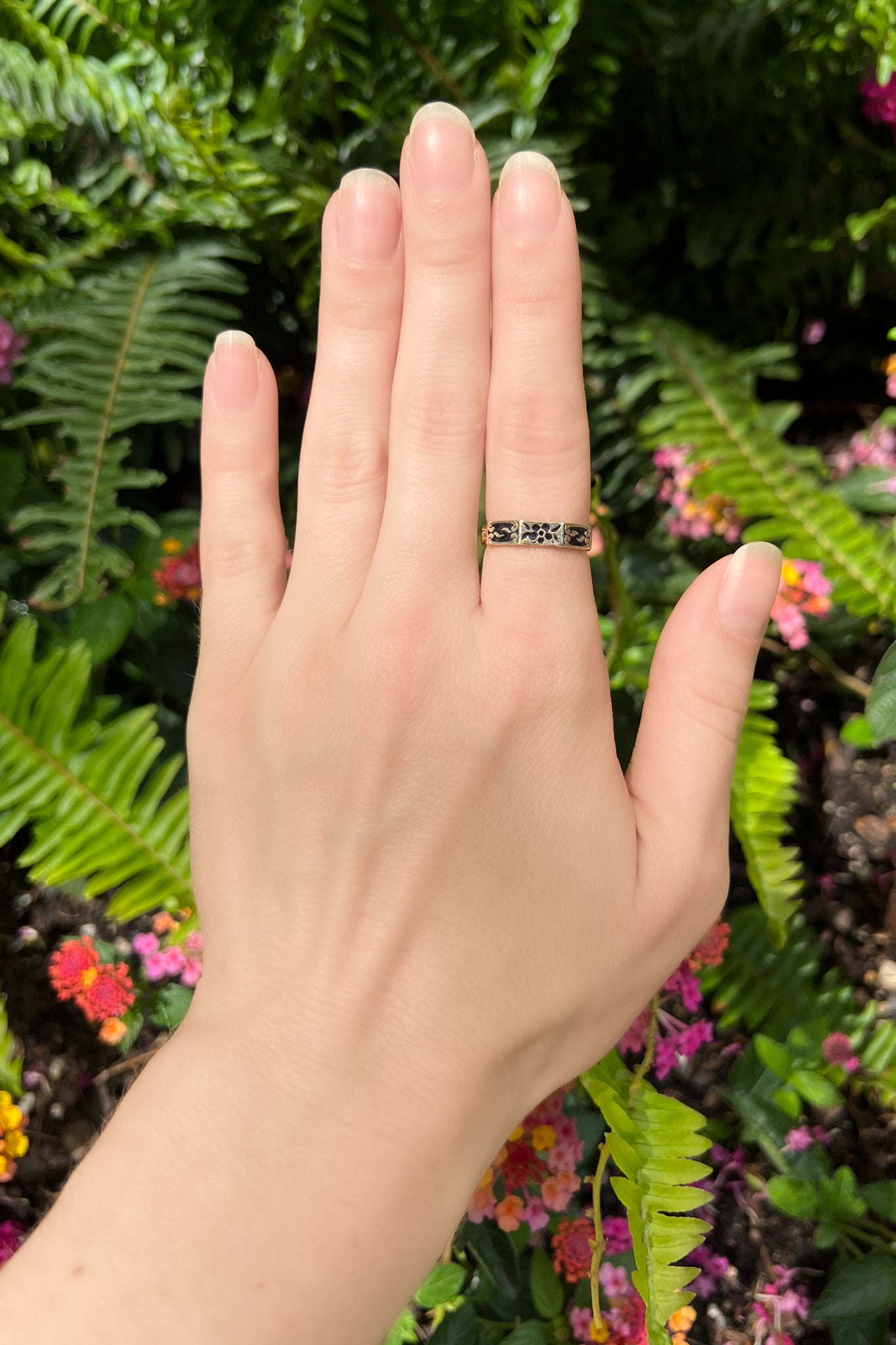 meaningful flower ring design