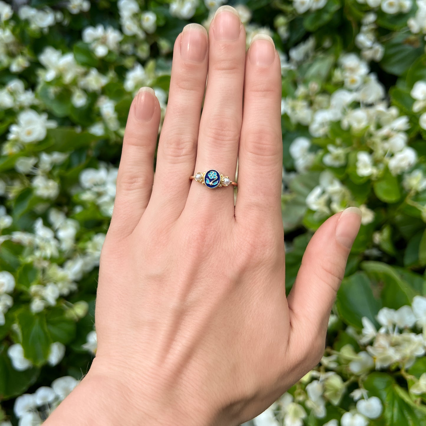 Mourning Bloom Ring - gold