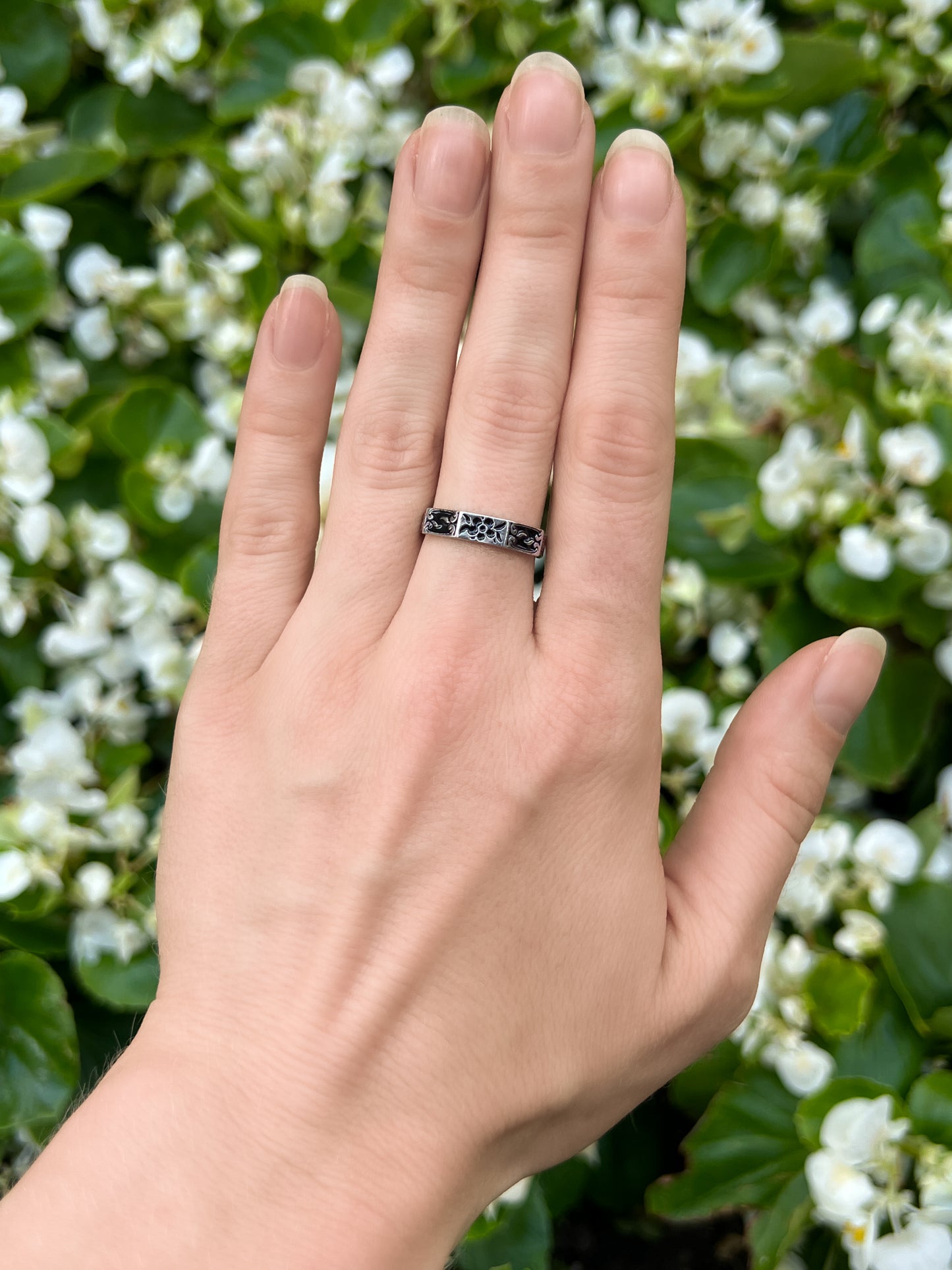 Relic Bloom Ring - Silver