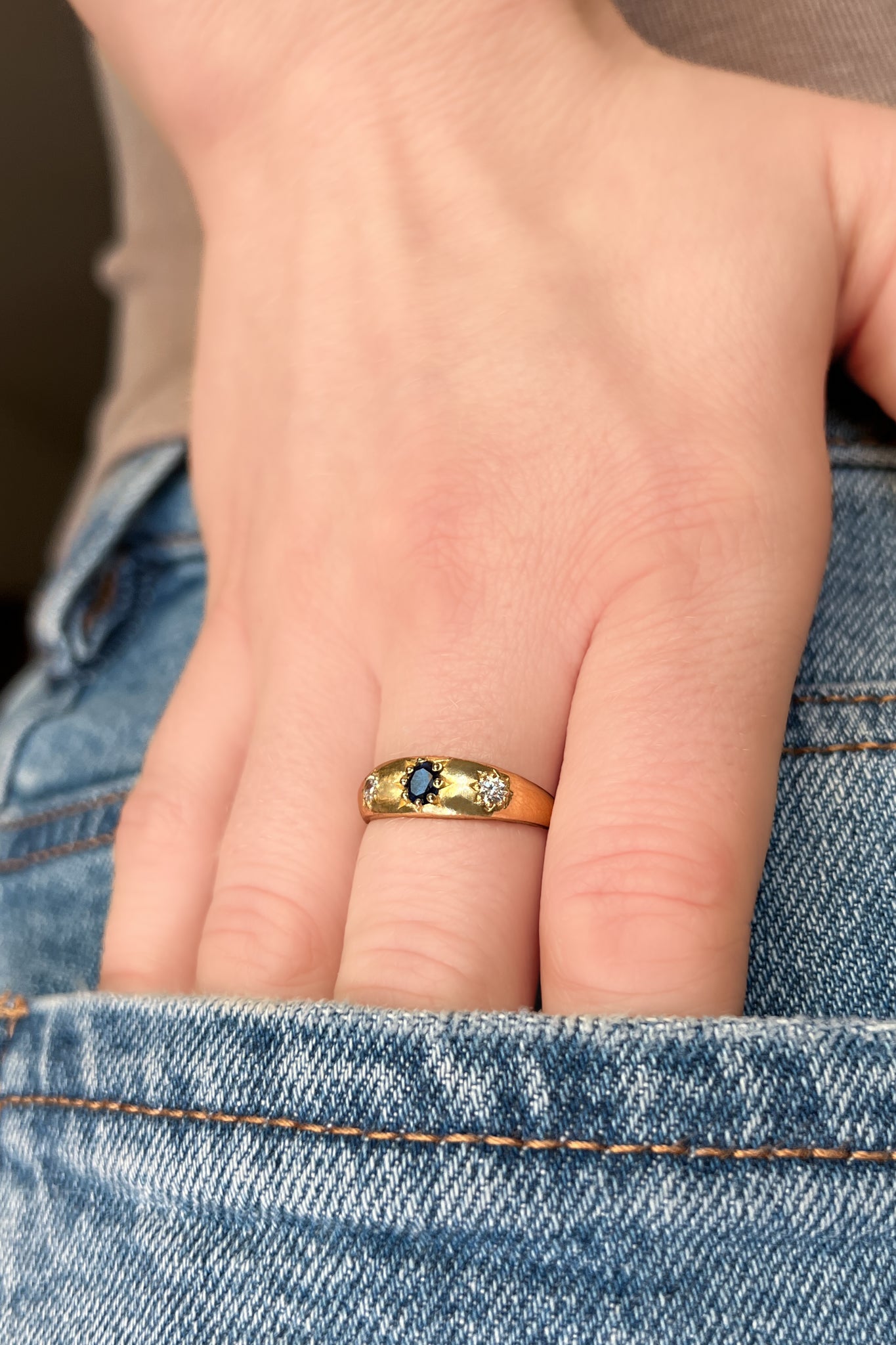 Victorian style Roma ring blue stone