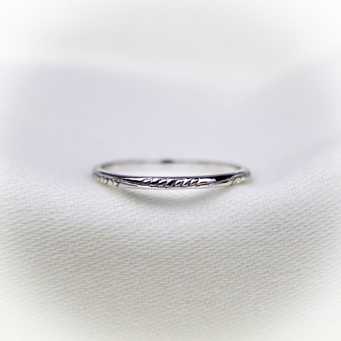 The Victorian Vine Stacker - Silver