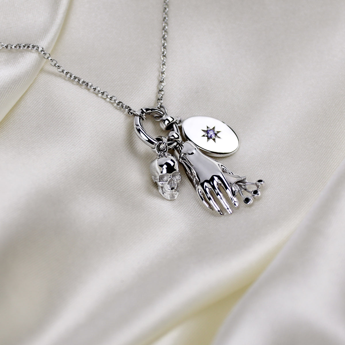 Vanitas Pendant - silver