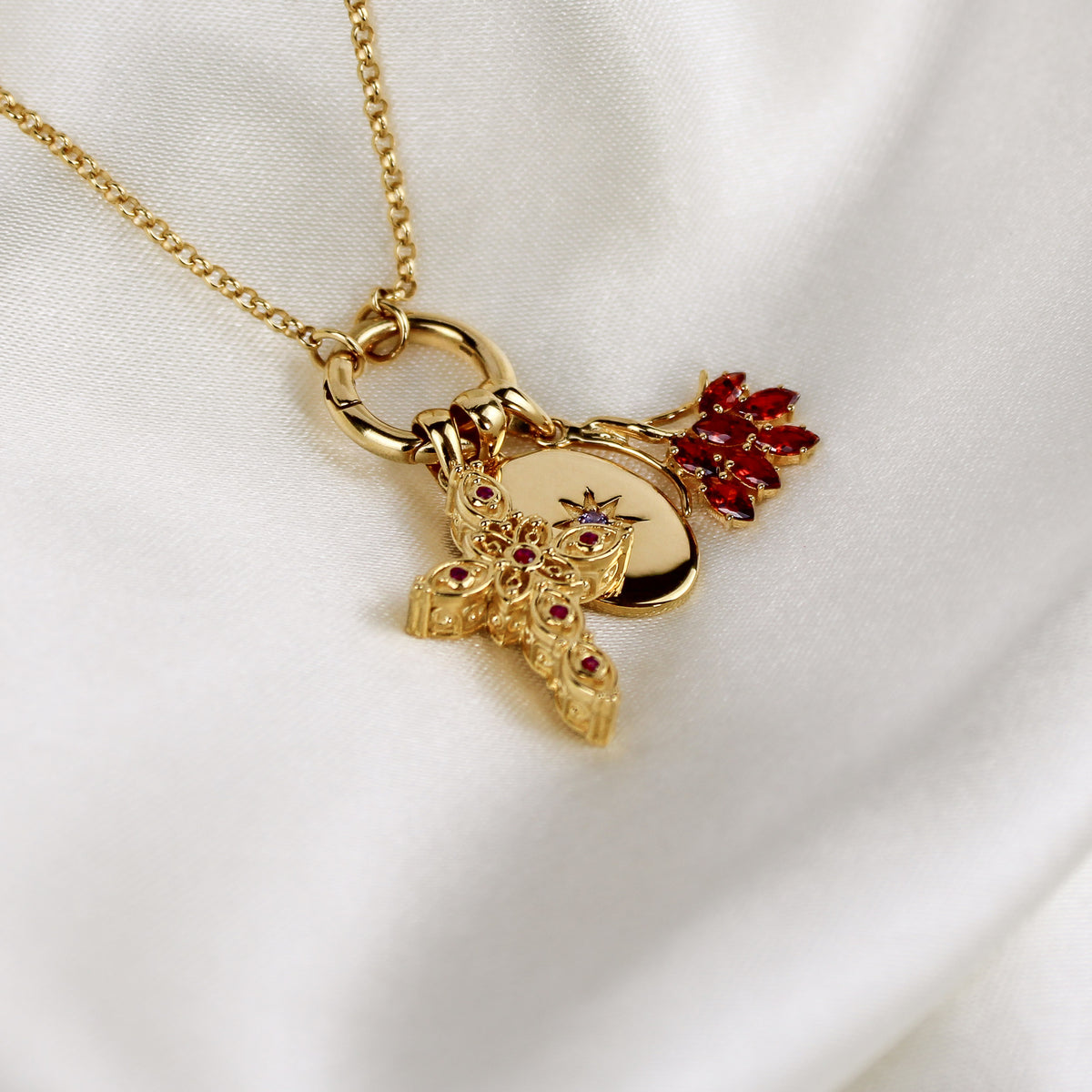 Sanctum Pendant - gold