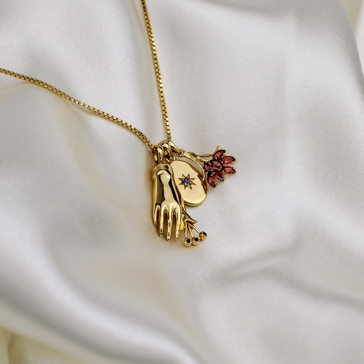 Solace Pendant - gold