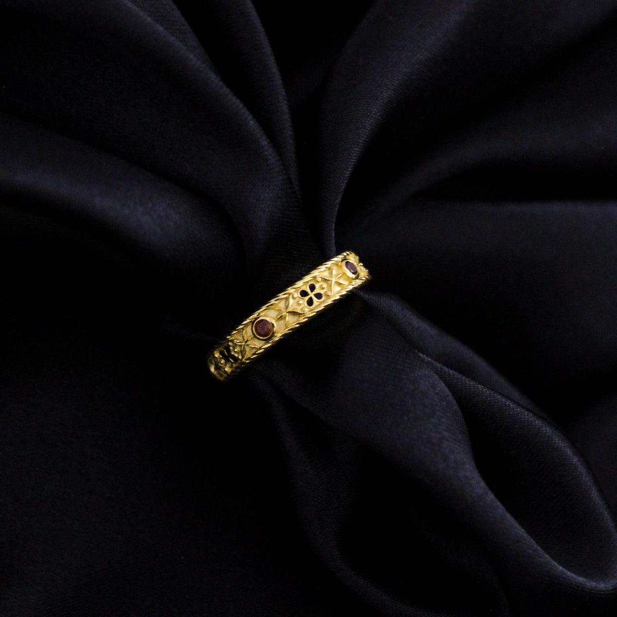 Requiem Ring - gold