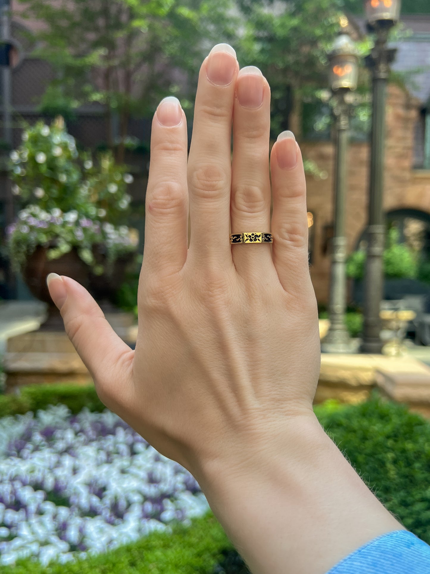 Relic Bloom Ring - Gold