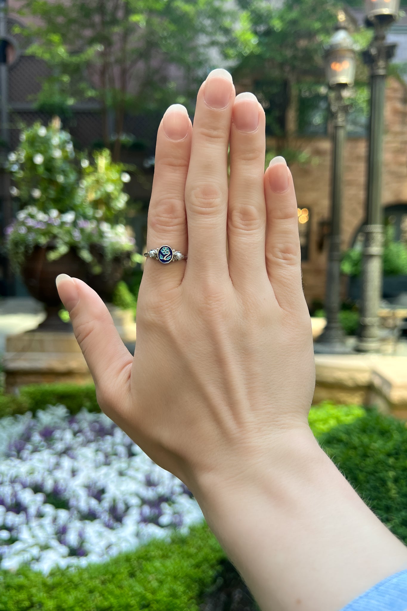 sentimental flower ring women