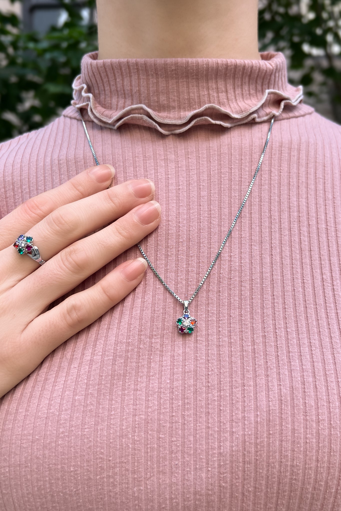 Regard Bloom Necklace - Silver