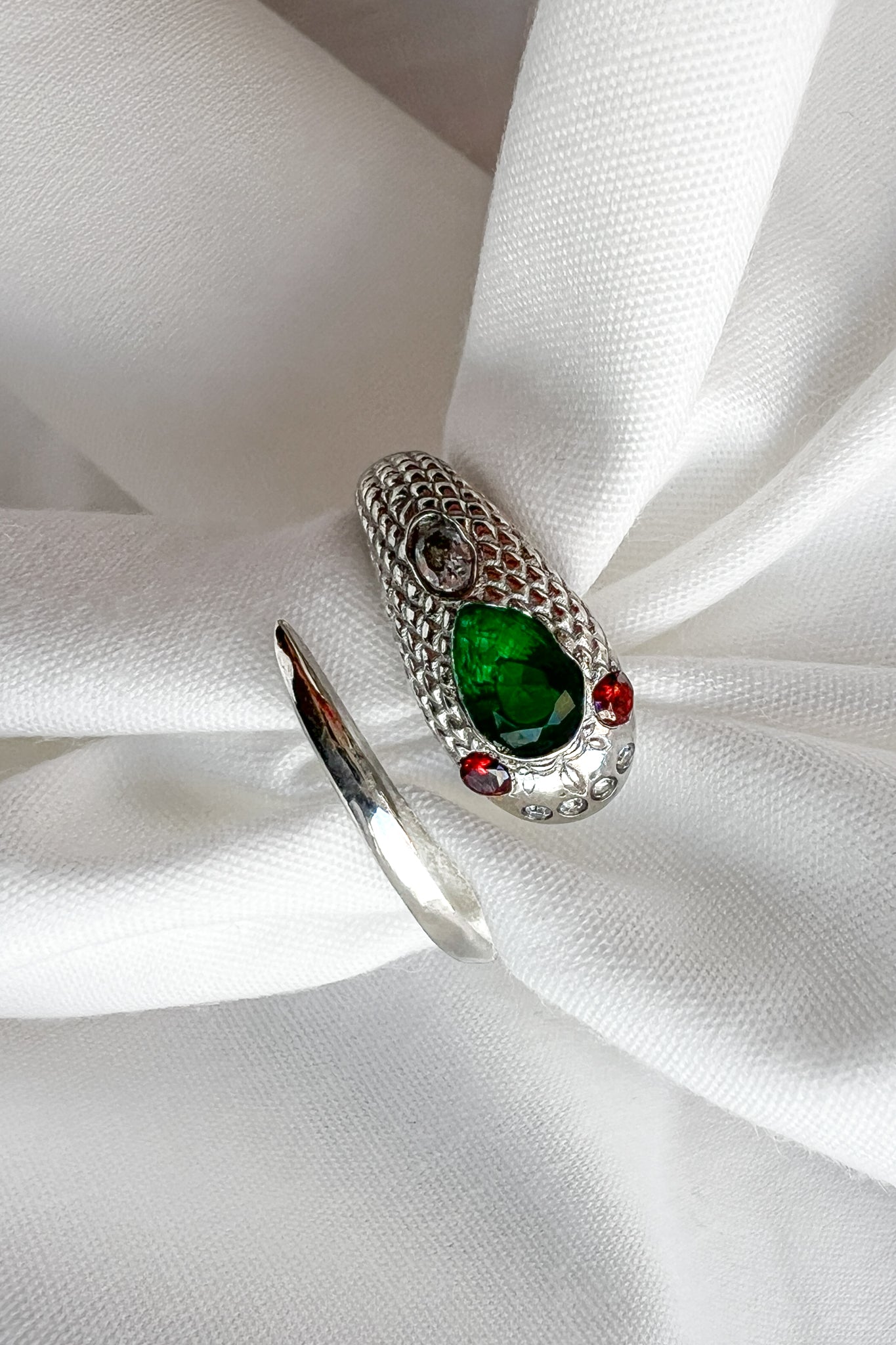 Queen Victoria's Ring - Silver
