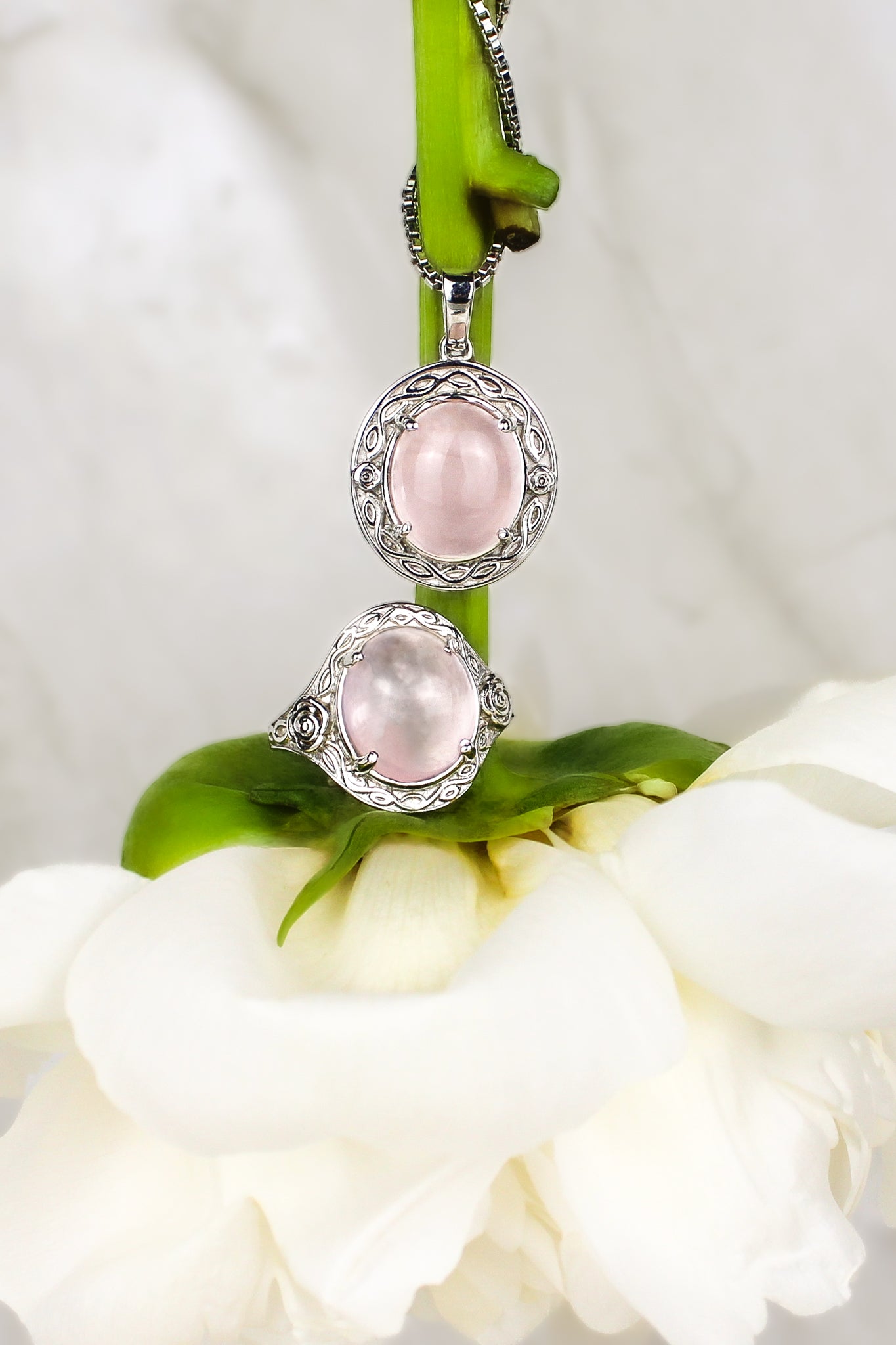 Romantic Heir Necklace - silver