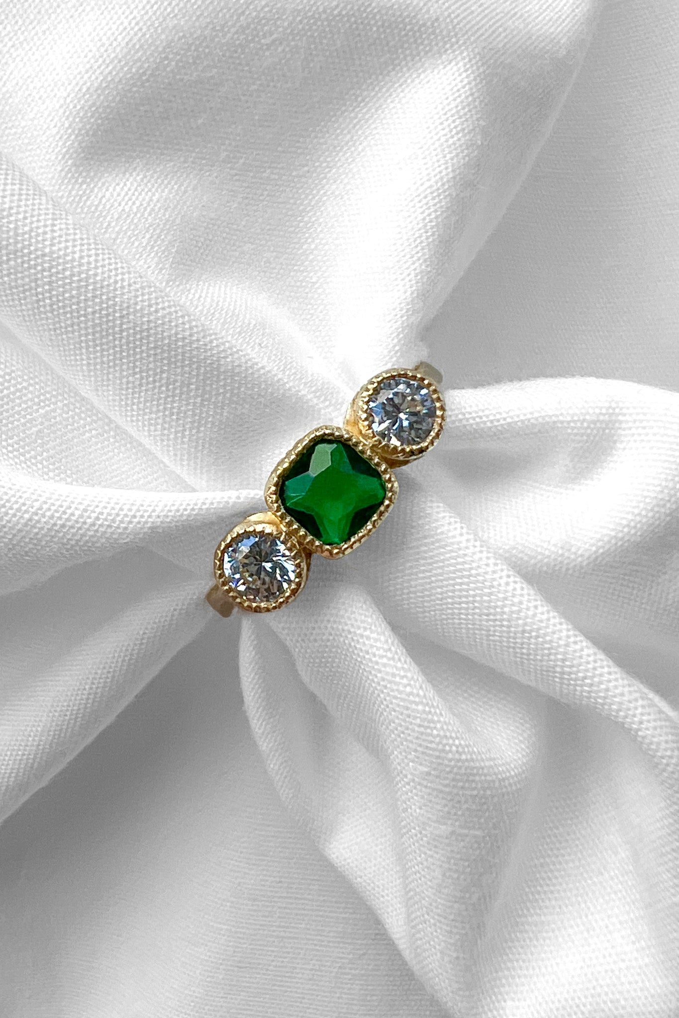 vintage jewelry gift