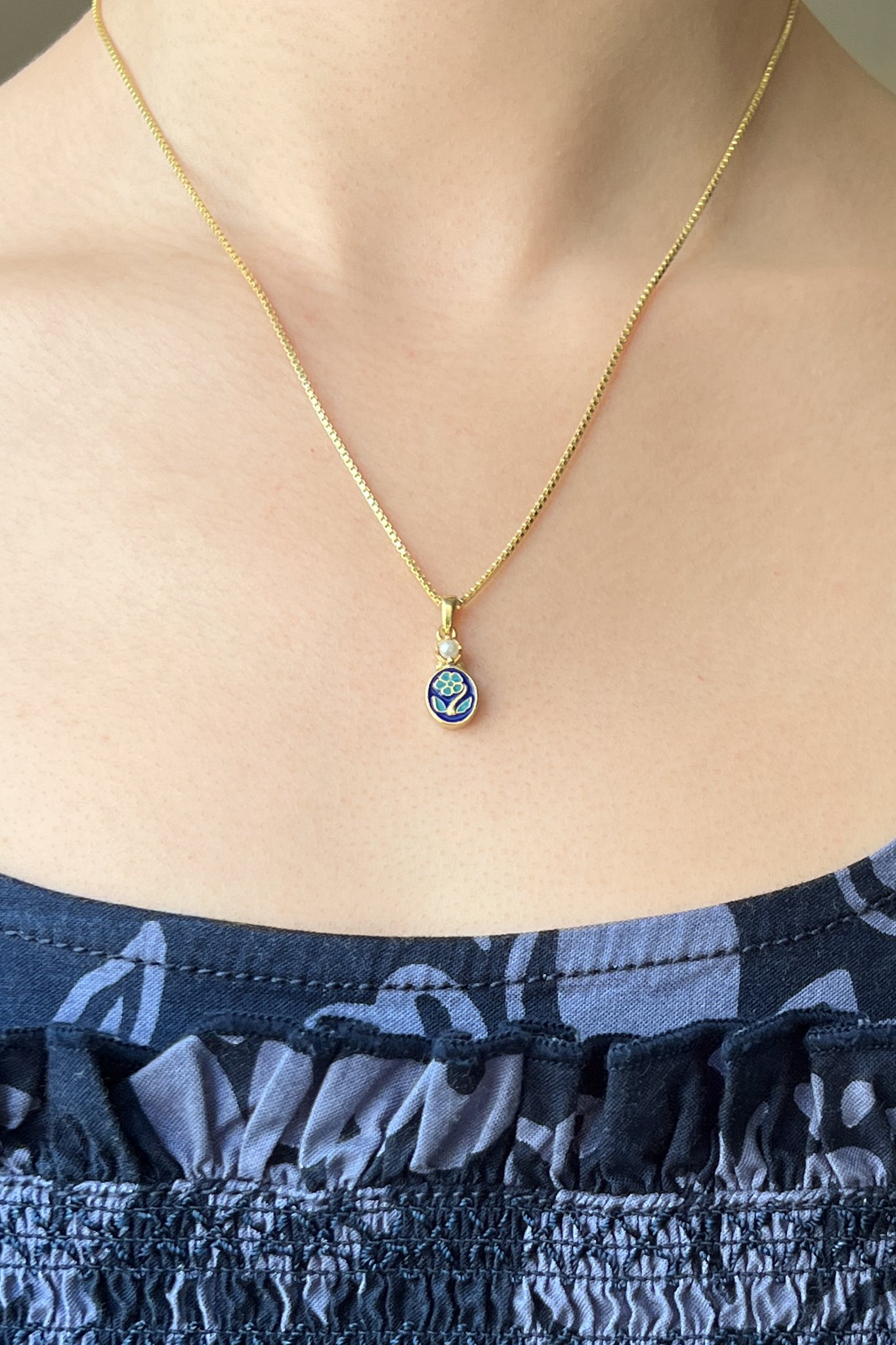 Forget-me-not Modern Necklace