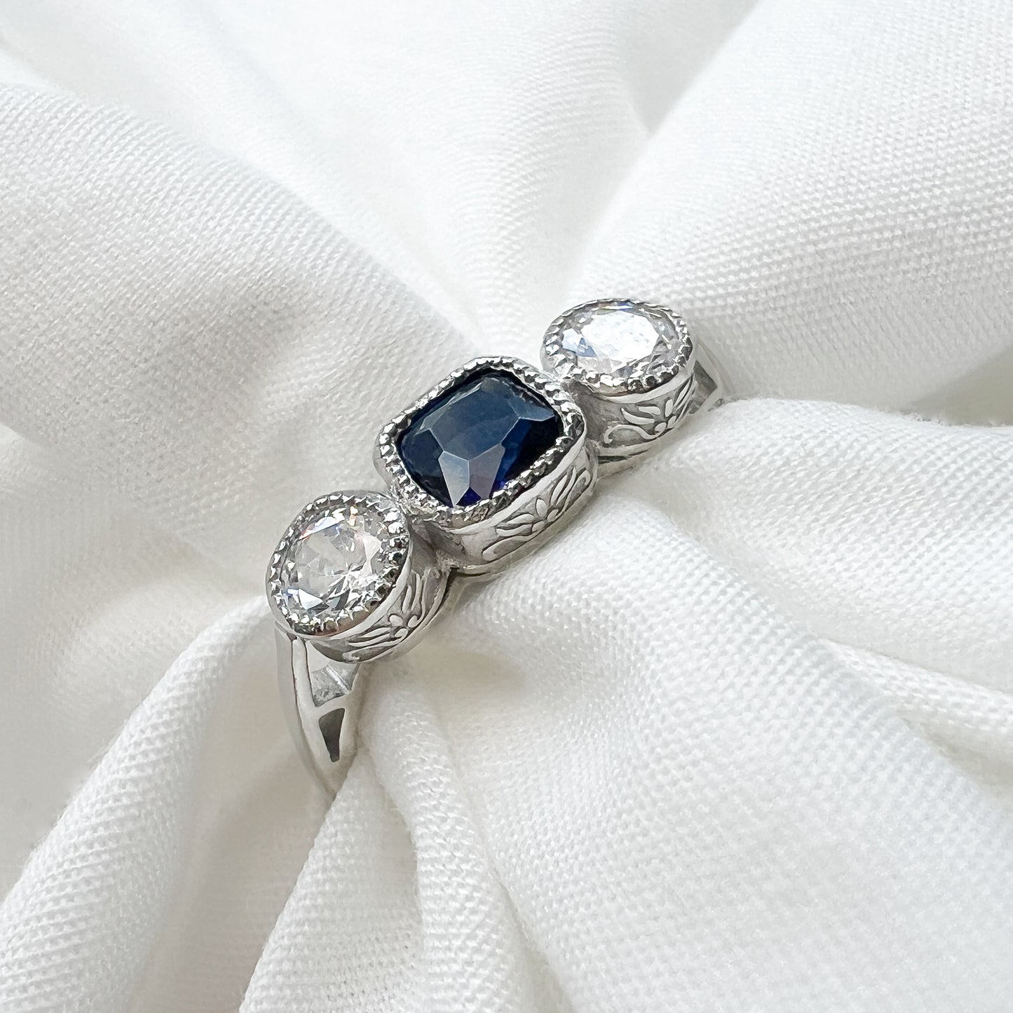 The Edwardian Empress Ring - Silver
