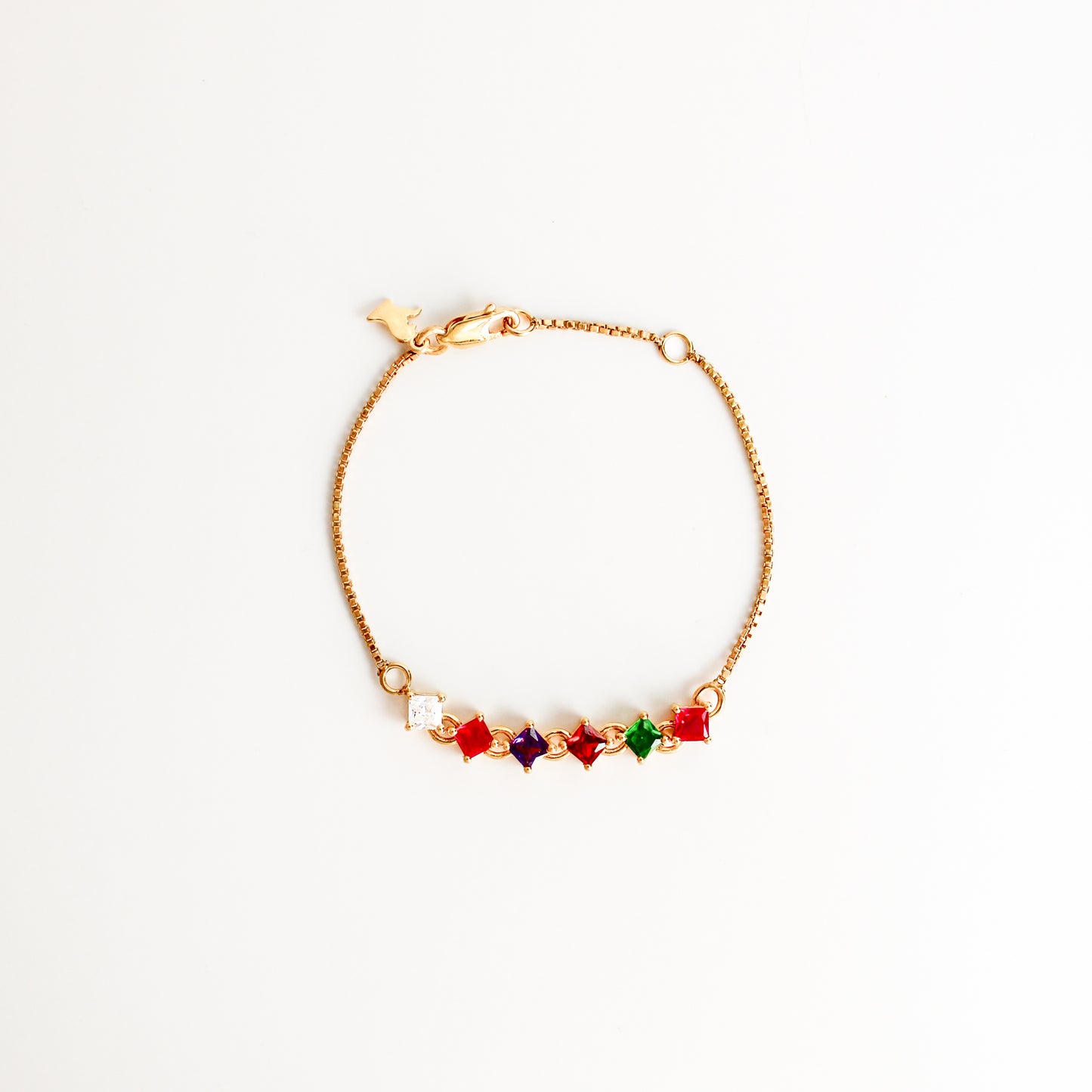 Linked-Love Bracelet - gold