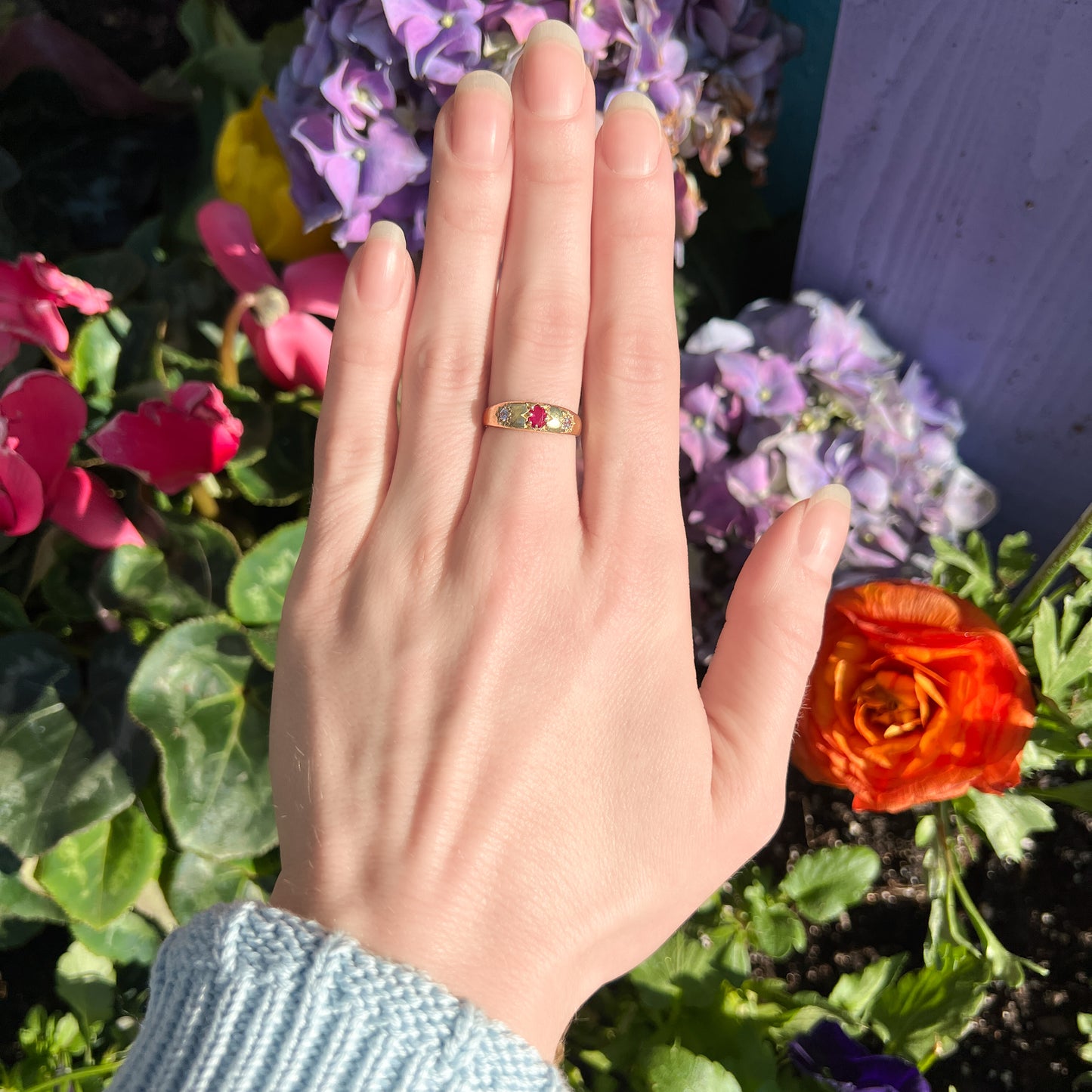 Rose from Roma Ring - Gold