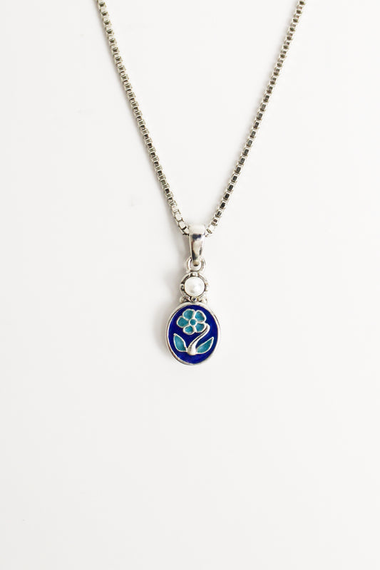 Mourning Bloom Necklace - Silver