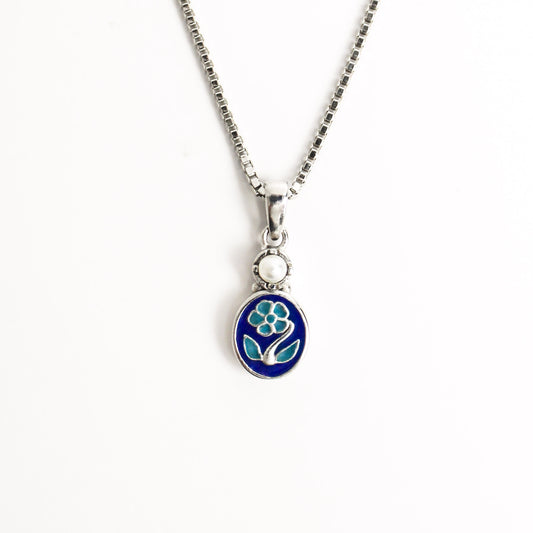 Mourning Bloom Necklace - silver