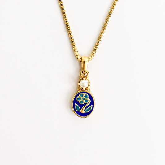 Mourning Bloom Necklace - gold