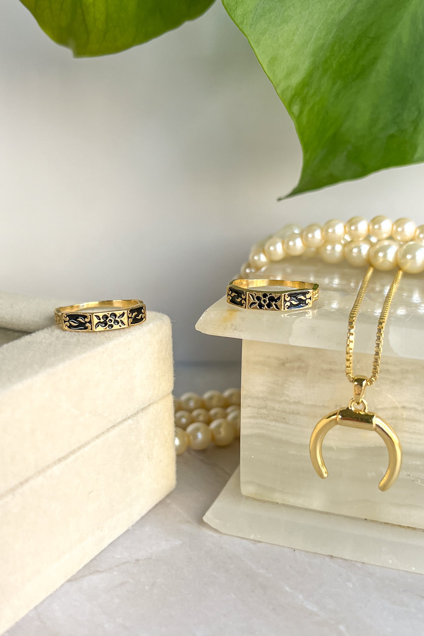 romantic floral ring