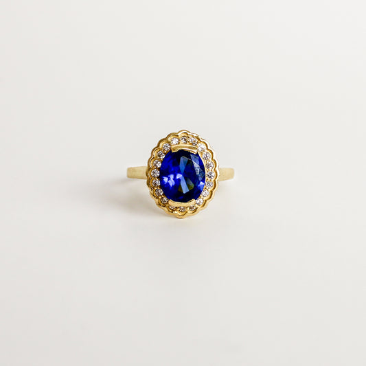 Sapphire Poise Ring - Gold