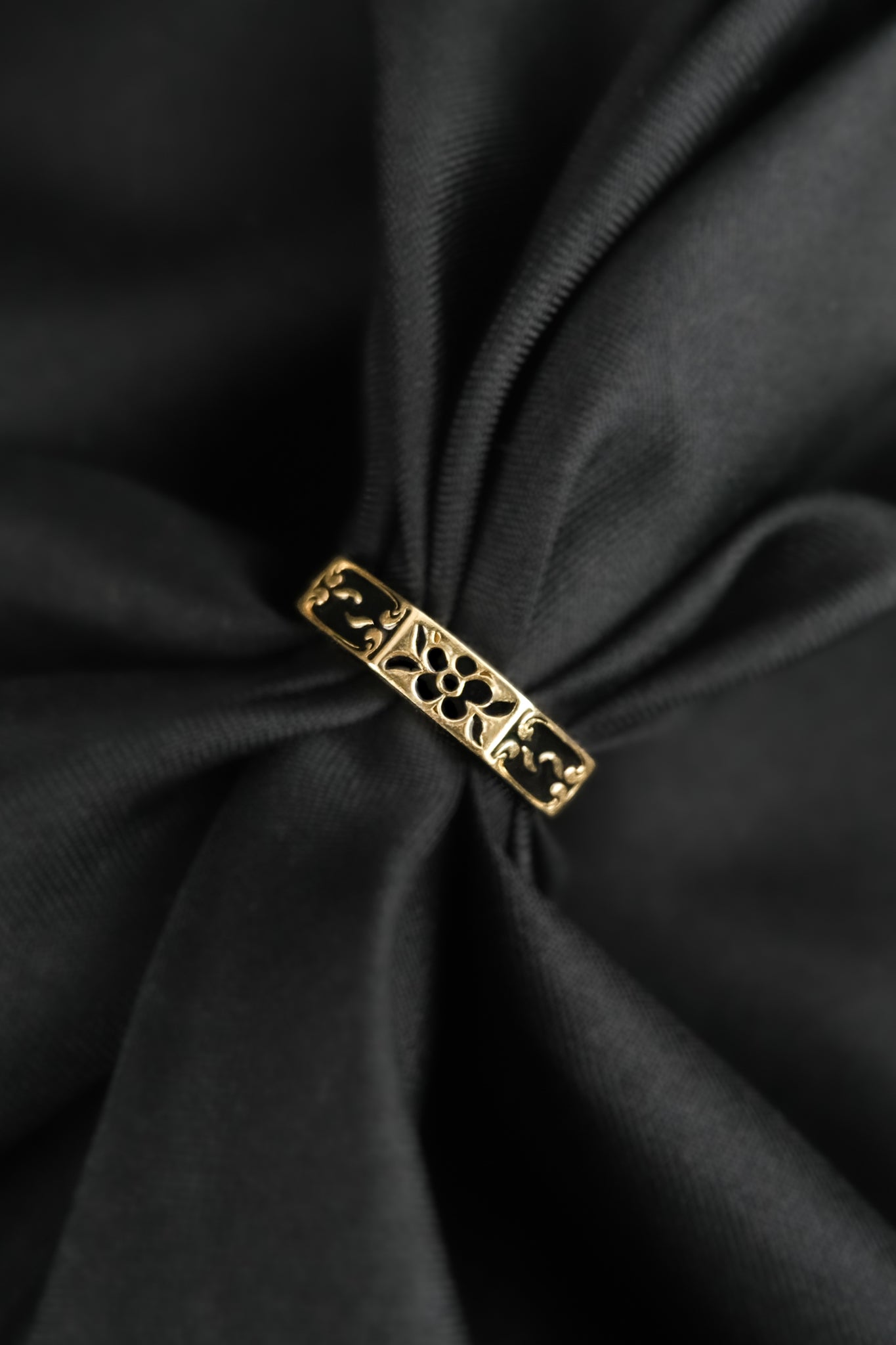 Relic Bloom Ring - Gold