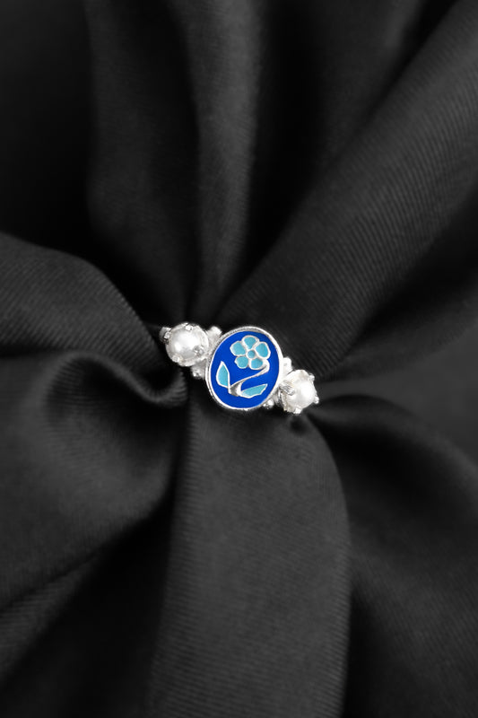 Mourning Bloom Ring - Silver