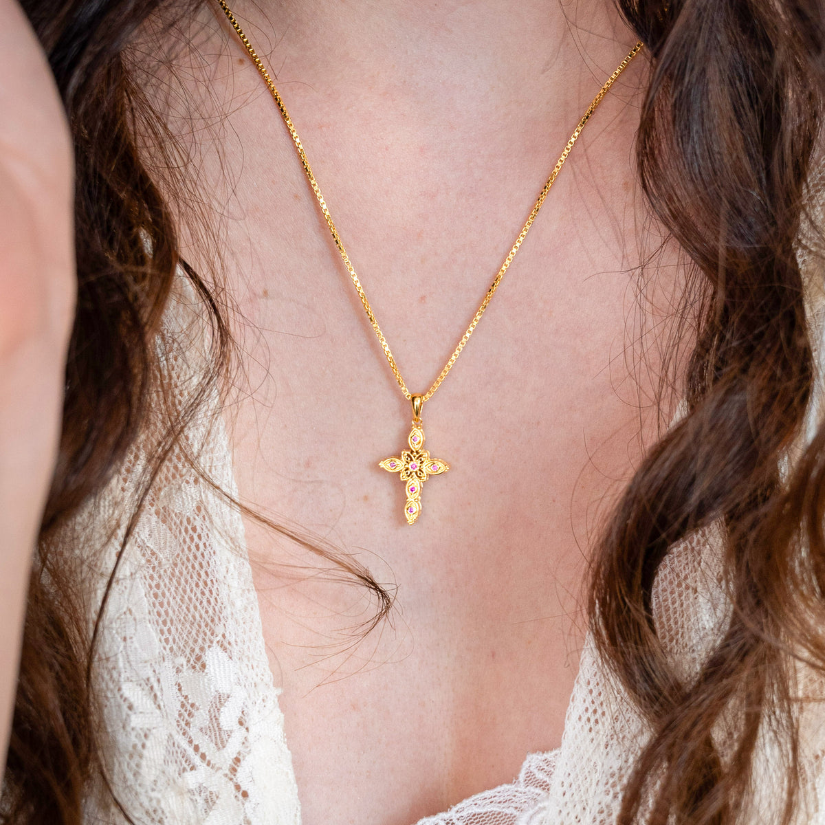 Sanctum Pendant - gold