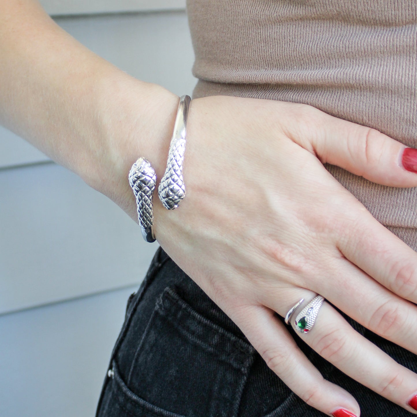 The Serpentine Cuff - Silver